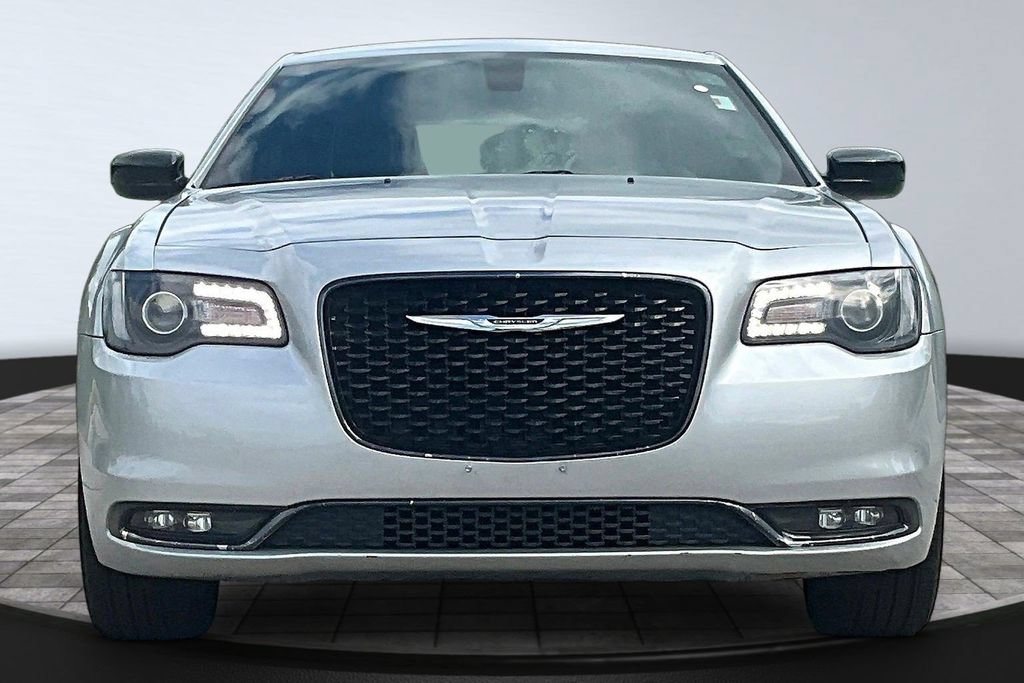 Used 2020 Chrysler 300 S AWD/4WD image 2