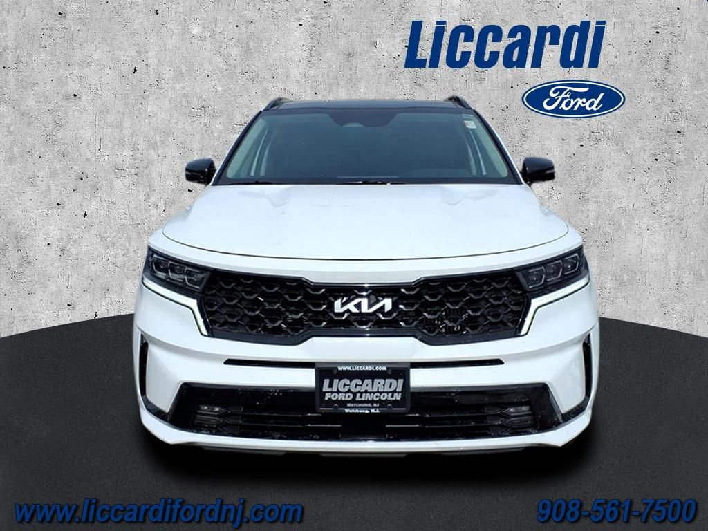 Used 2022 Kia Sorento SX image 2