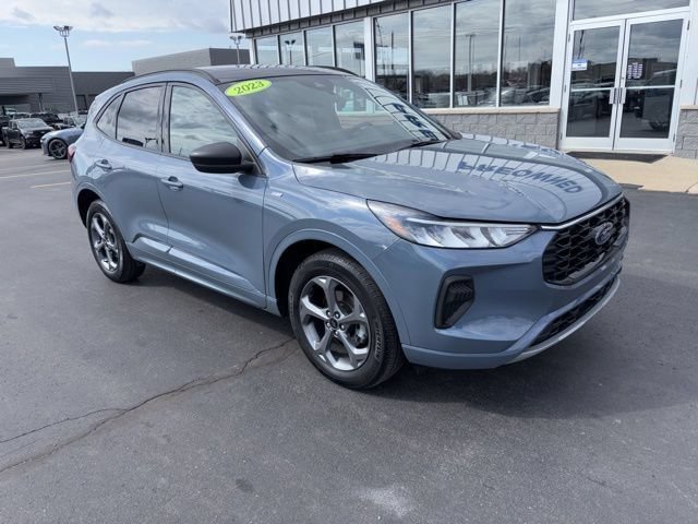 Certified 2023 Ford Escape ST-Line w/ Tech Pack #1 AWD/4WD image 34
