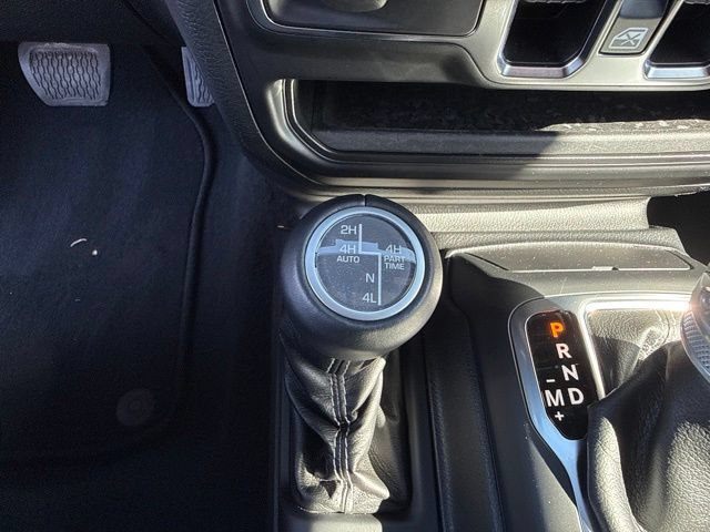 Used 2022 Jeep Wrangler Unlimited Sahara w/ Cold Weather Group AWD/4WD image 33