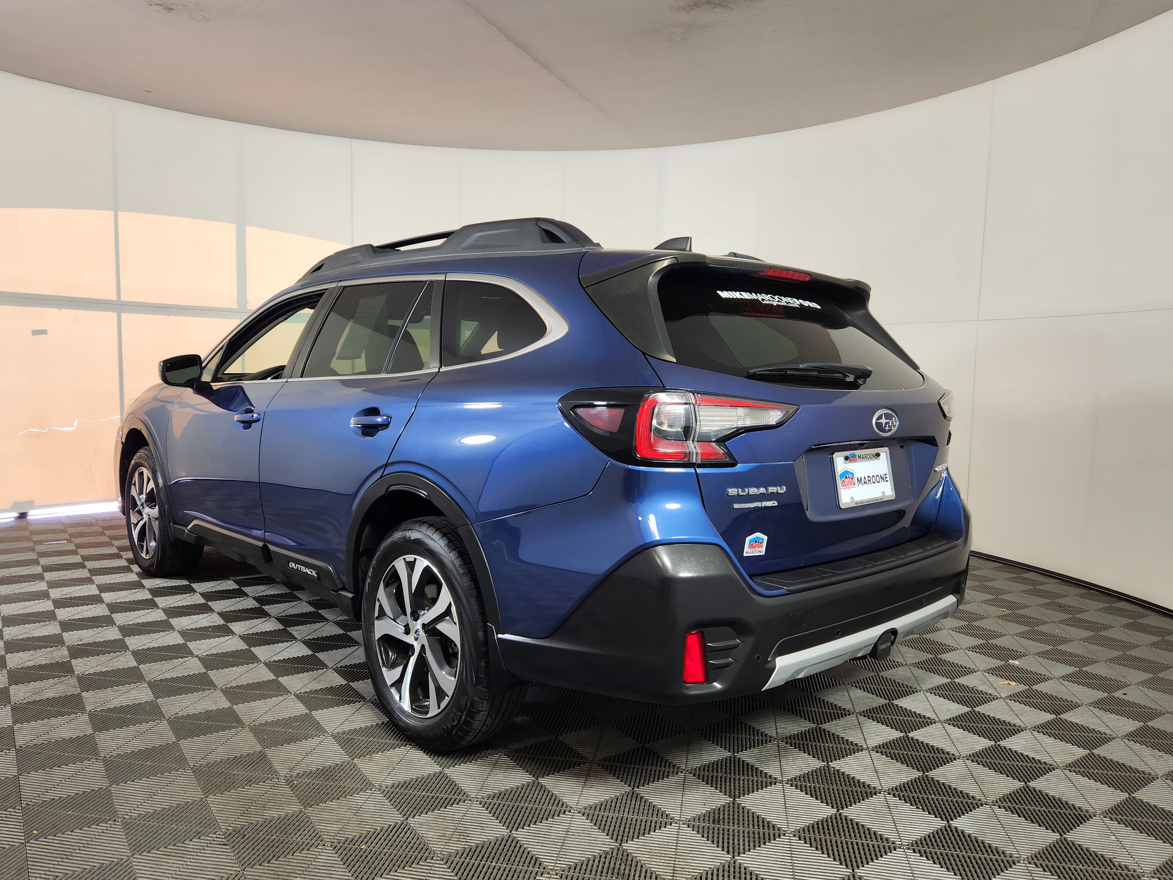 Used 2022 Subaru Outback Limited XT w/ Popular Package #2 image 3