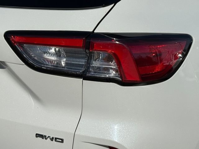 Certified 2022 Ford Escape SEL image 29