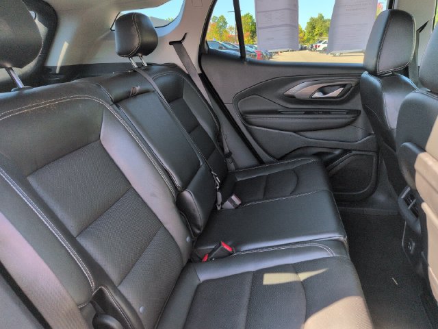 Used 2022 GMC Terrain SLT FWD image 17