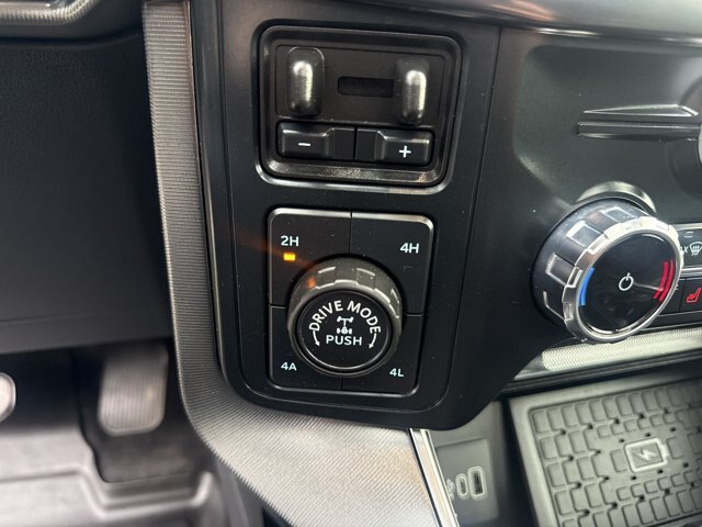 Certified 2025 Ford F150 Platinum w/ Equipment Group 702A High AWD/4WD image 30