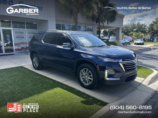 Used 2023 Chevrolet Traverse LT