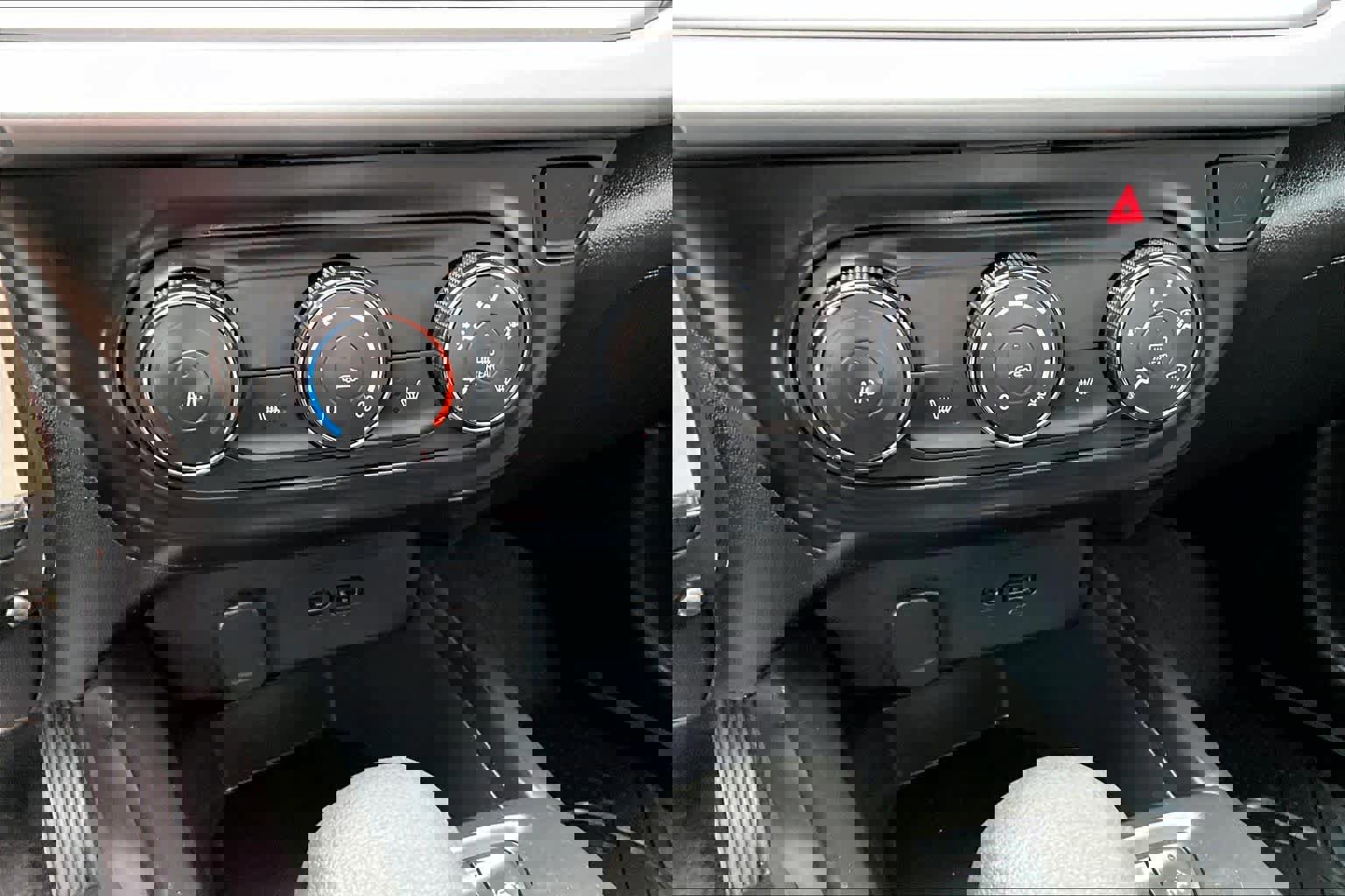 Used 2025 Chevrolet Trax RS w/ Driver Confidence Package image 34