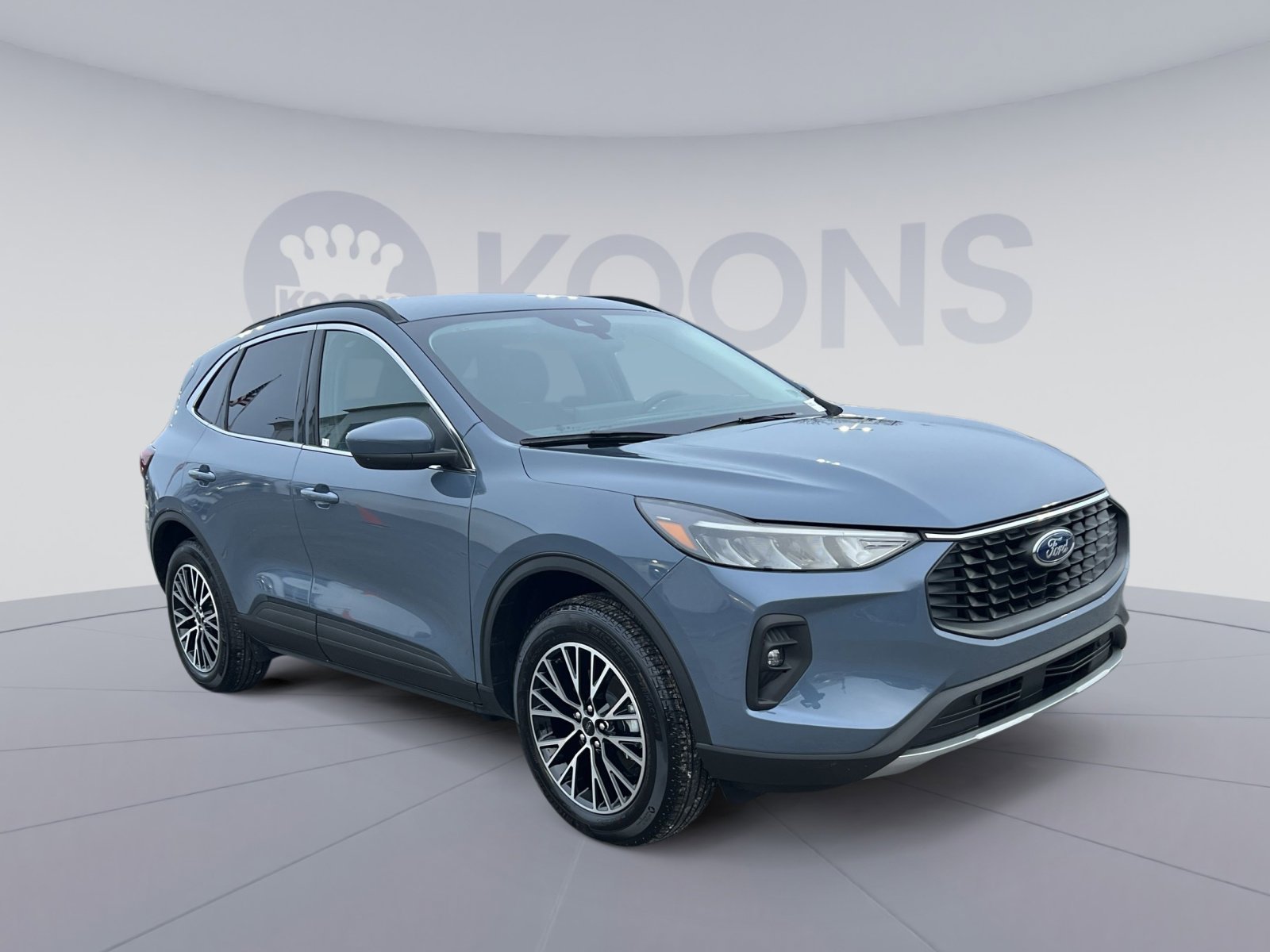 Certified 2025 Ford Escape SE image 10