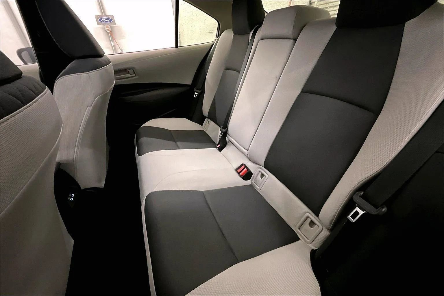 Used 2024 Toyota Corolla LE image 25