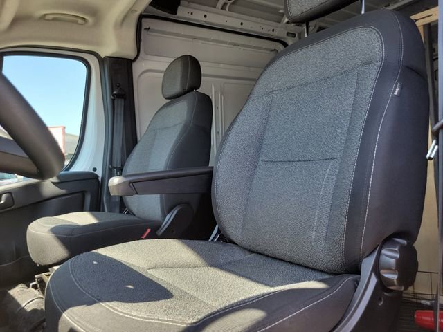 Used 2025 RAM ProMaster 2500 FWD image 19