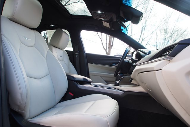 Used 2020 Cadillac CT4 Premium Luxury image 11