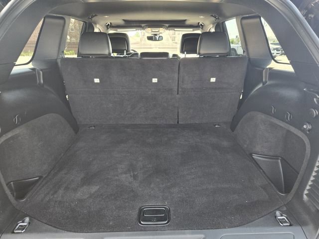 Used 2020 Jeep Grand Cherokee Altitude image 16