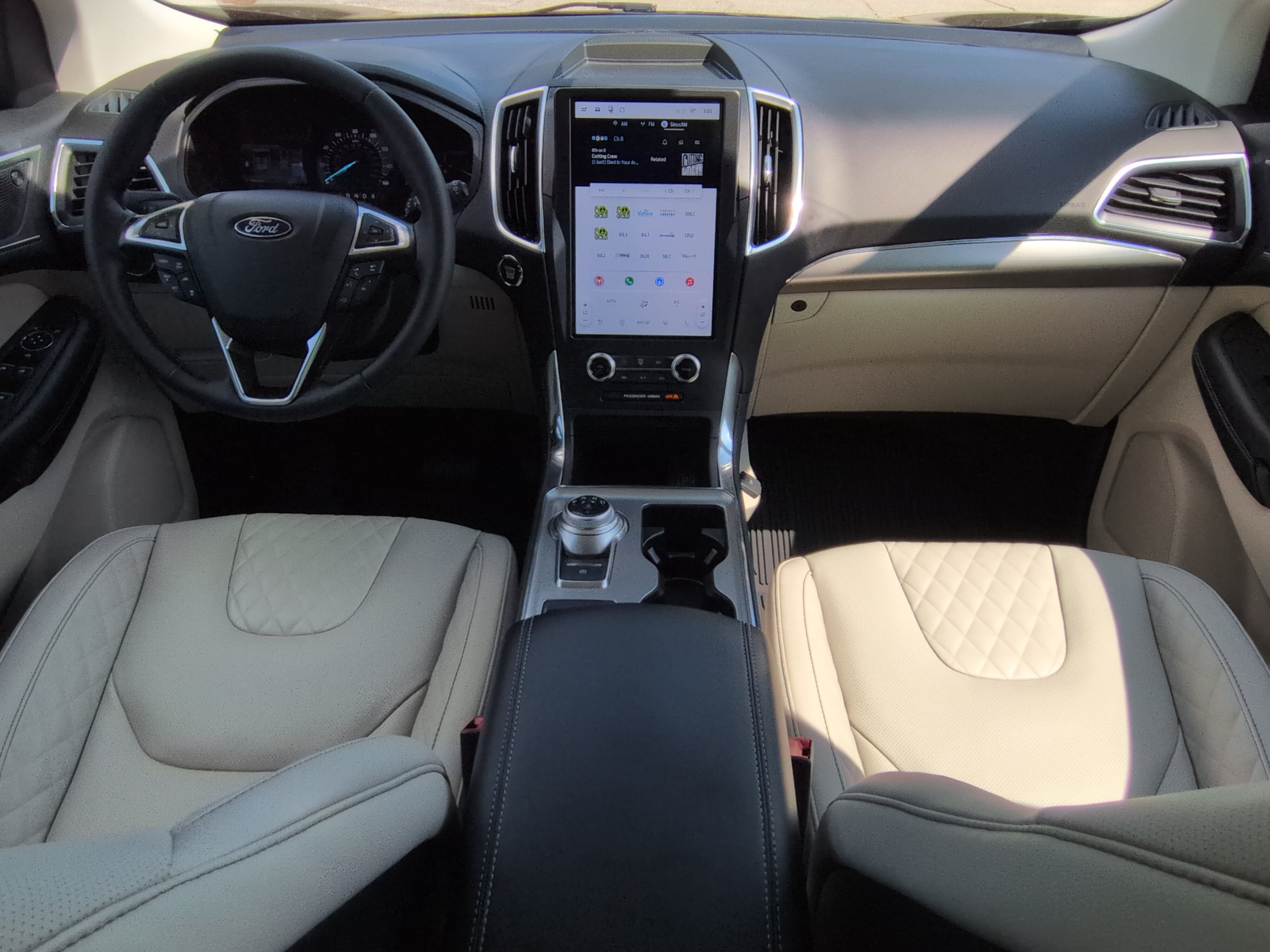 Certified 2024 Ford Edge Titanium w/ Titanium Elite Package AWD/4WD image 13