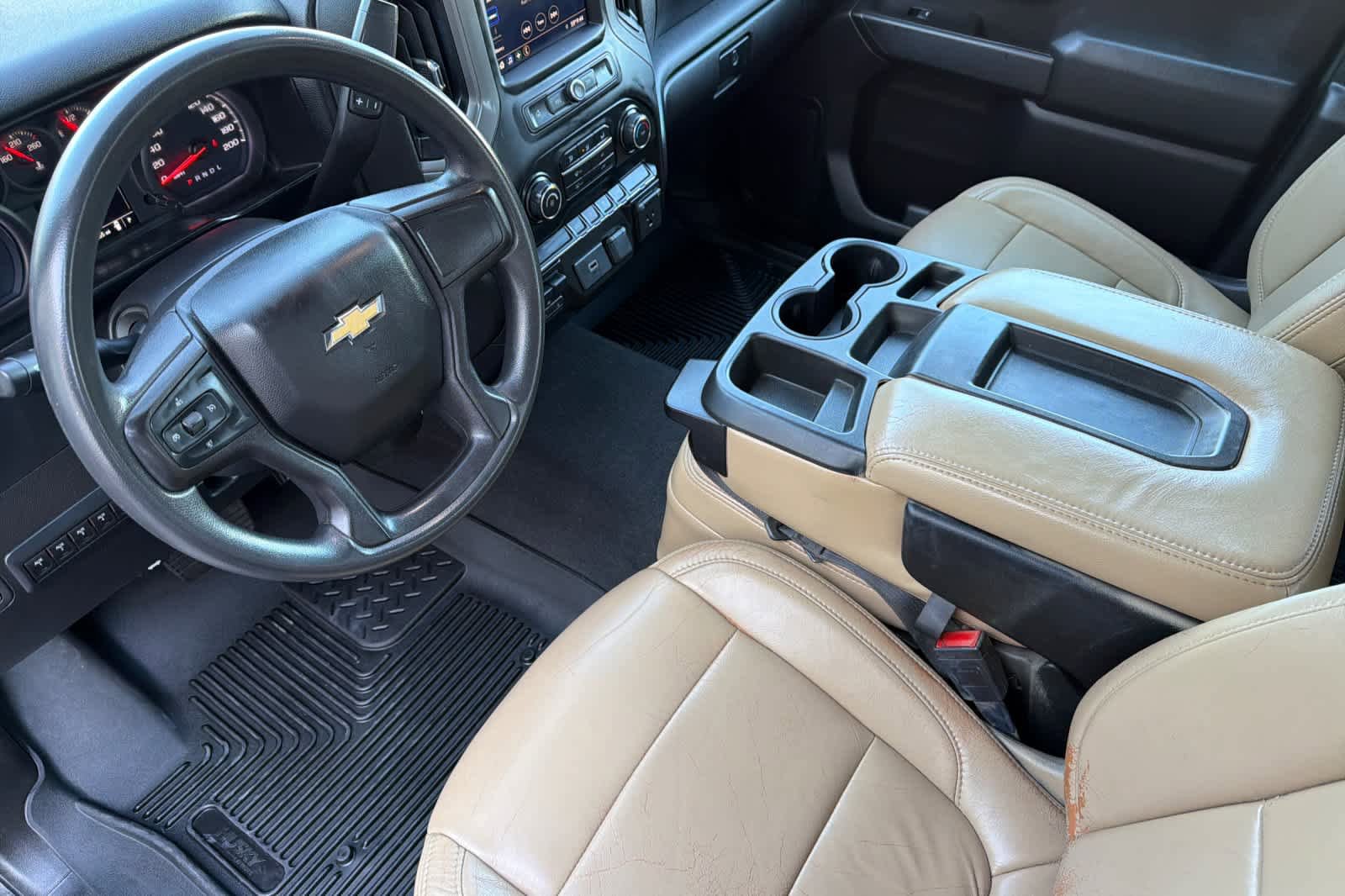 Used 2020 Chevrolet Silverado 2500 Custom w/ Custom Value Package AWD/4WD image 11
