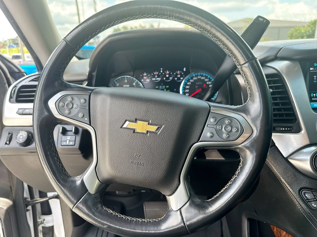 Used 2019 Chevrolet Suburban Premier RWD image 18