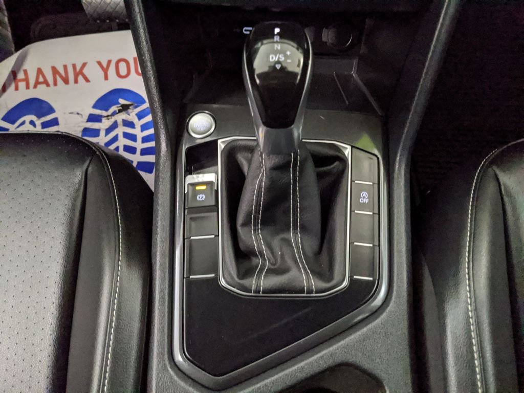 Used 2022 Volkswagen Tiguan SE image 15