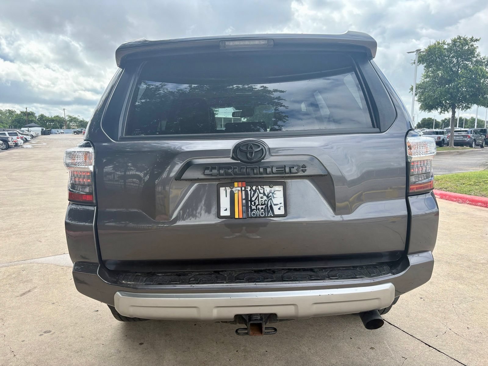 Used 2022 Toyota 4Runner TRD Off-Road Premium w/ Moonroof Package AWD/4WD image 4