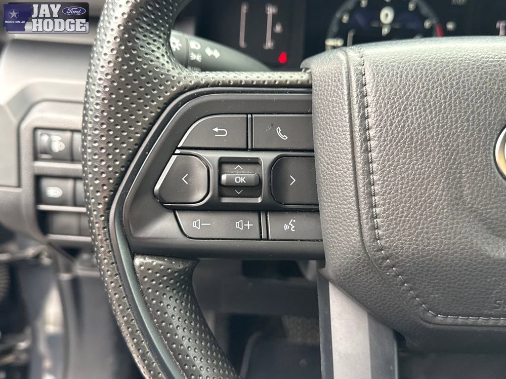 Used 2025 Toyota Tacoma SR image 35