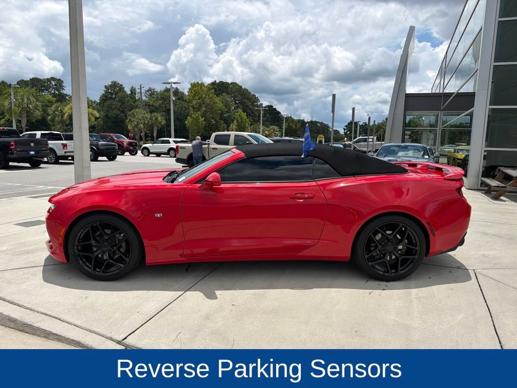 Used 2017 Chevrolet Camaro LT RWD image 5