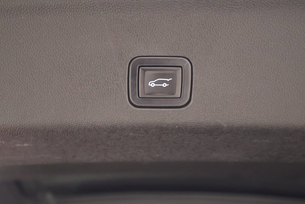 Used 2023 Chevrolet Tahoe High Country image 46