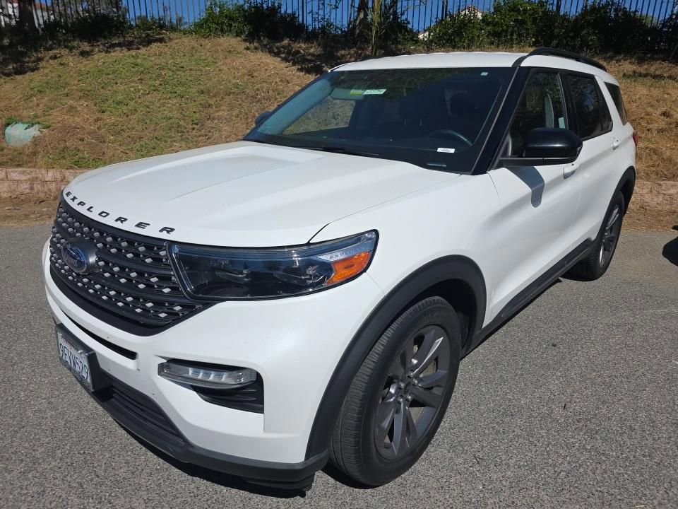 Certified 2022 Ford Explorer XLT w/ Equipment Group 202A