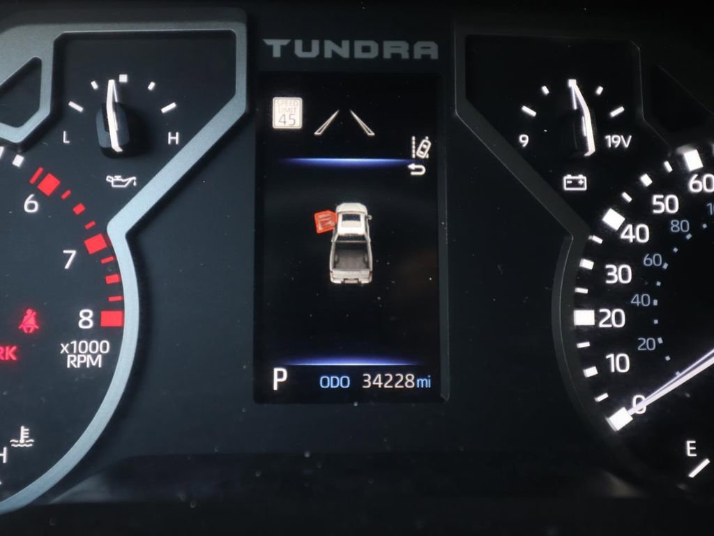 Used 2025 Toyota Tundra SR5 AWD/4WD image 20