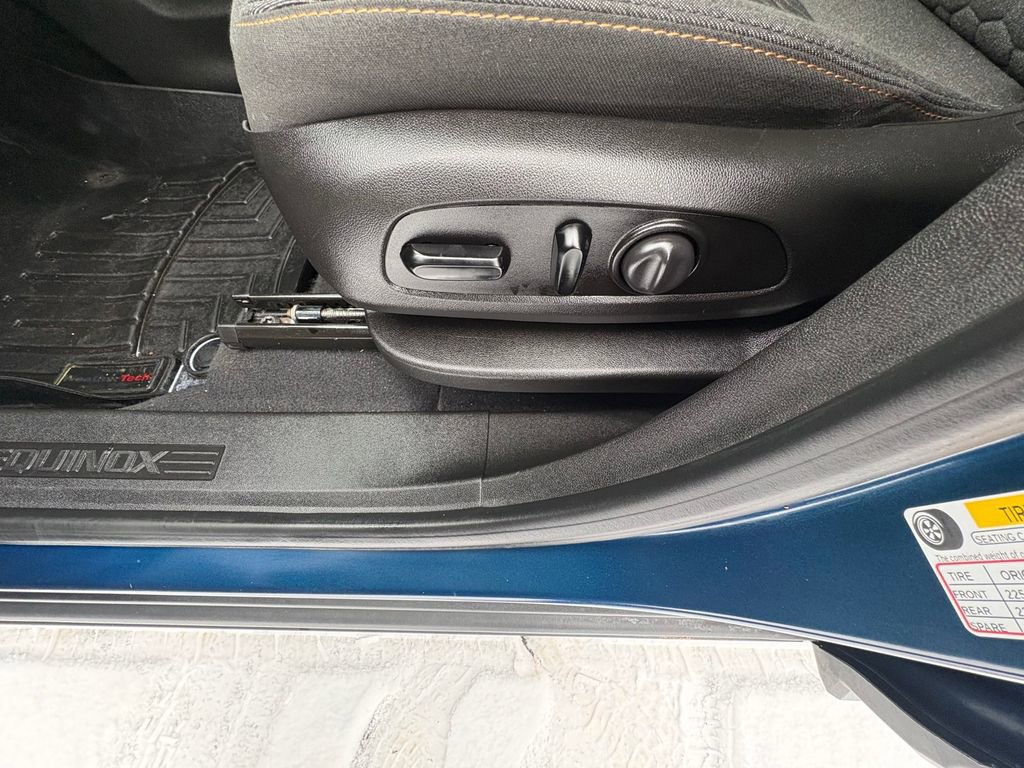 Used 2021 Chevrolet Equinox LT image 11