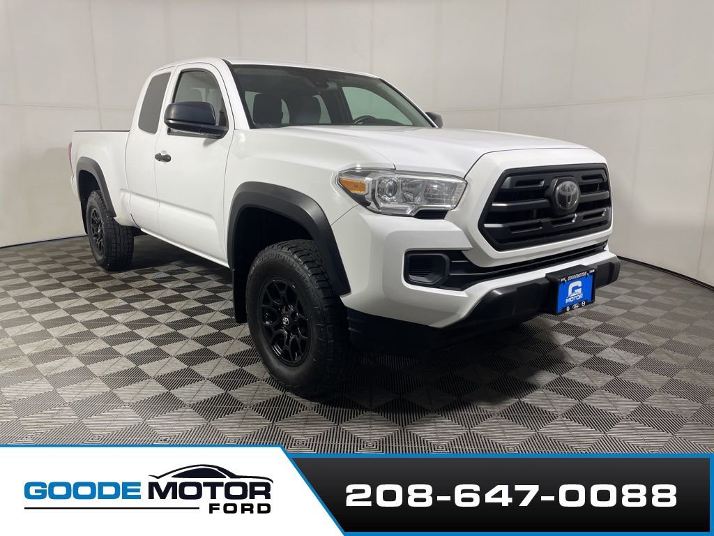 Used 2019 Toyota Tacoma SR w/ SX Package AWD/4WD image 2