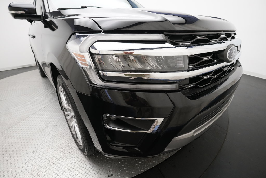 Certified 2024 Ford Expedition Max Limited w/ Excursion Package AWD/4WD image 23