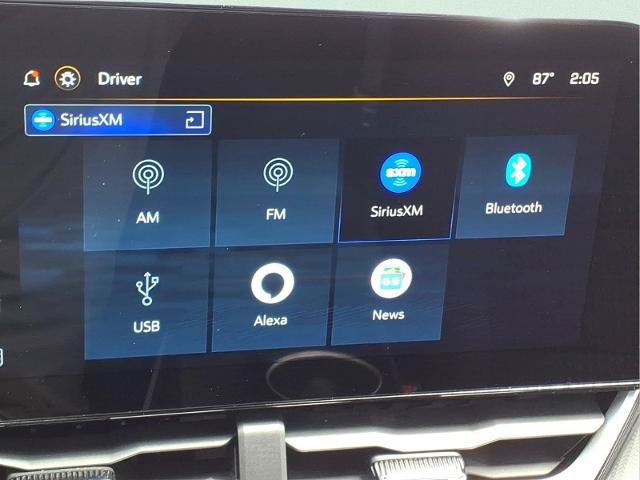 Used 2025 Chevrolet Equinox LT FWD image 19