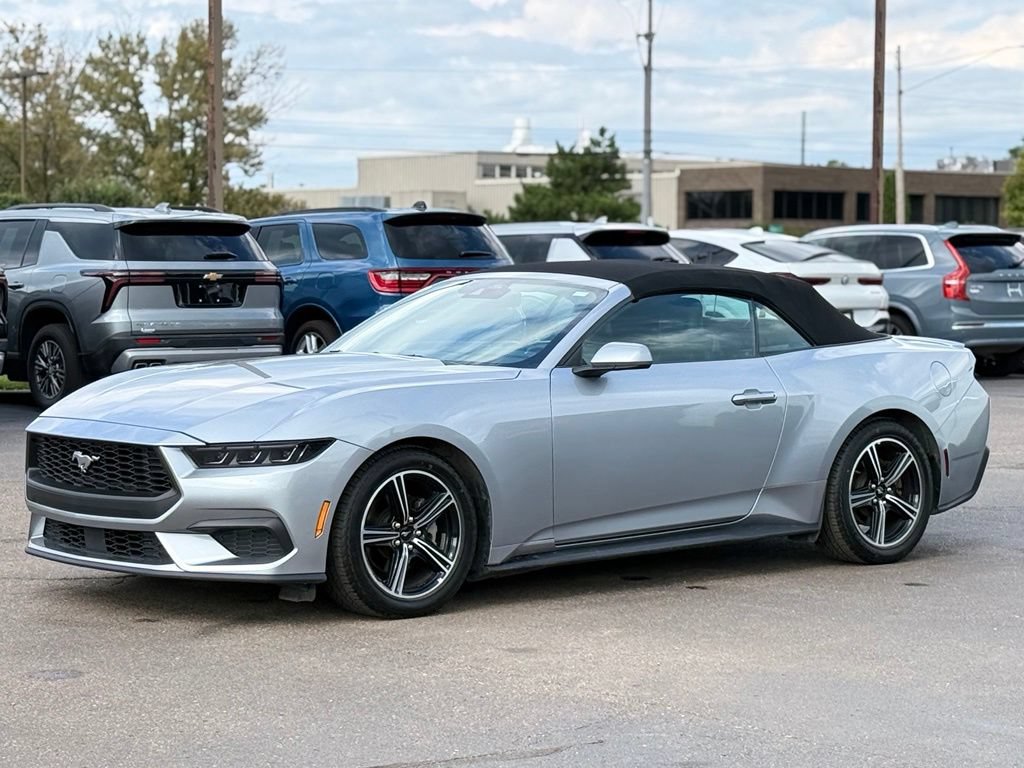 Certified 2025 Ford Mustang Convertible RWD image 39
