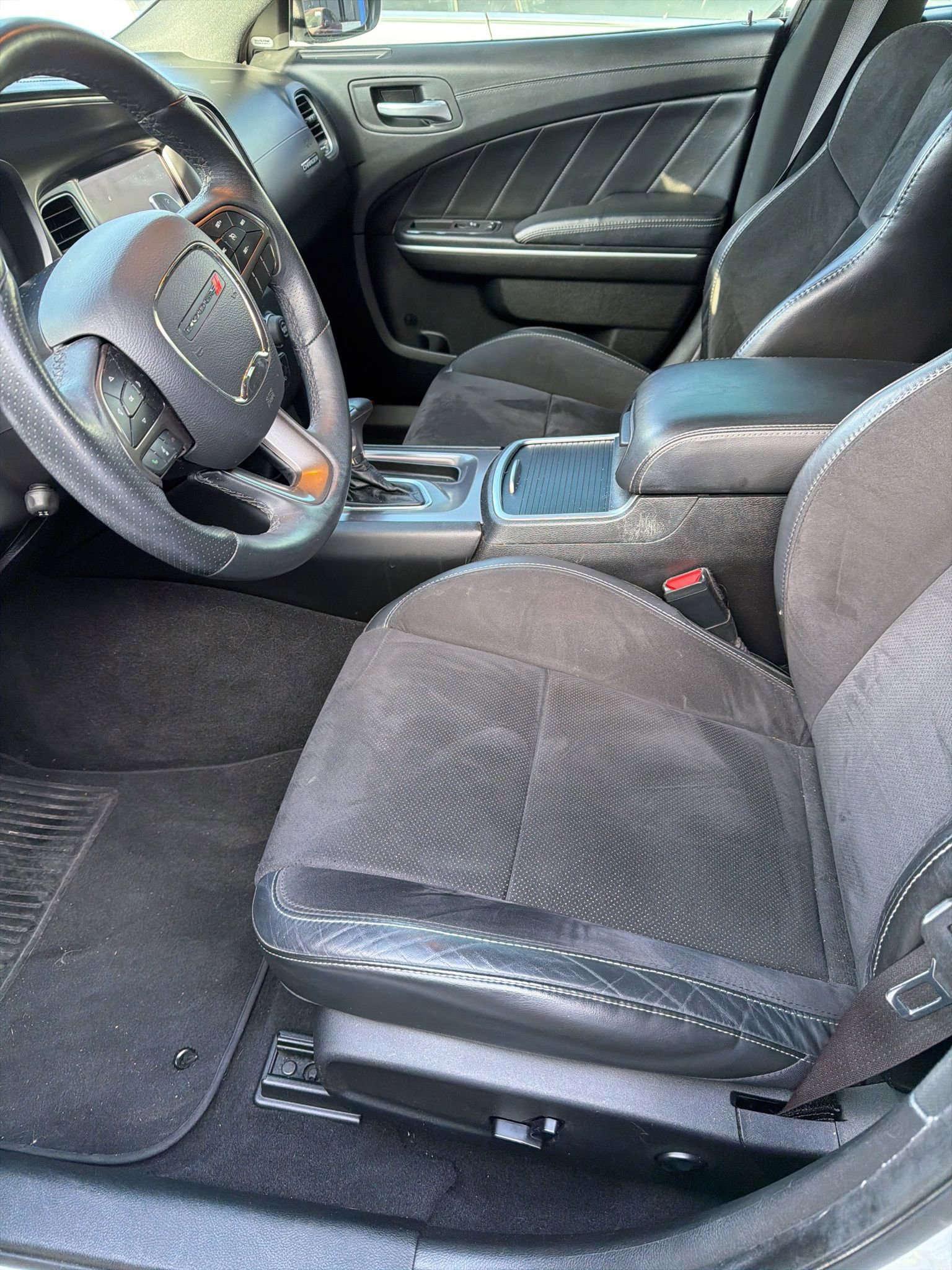 Used 2019 Dodge Charger R/T w/ Plus Group image 10