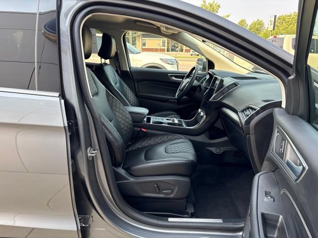 Certified 2023 Ford Edge Titanium w/ Equipment Group 301A AWD/4WD image 11