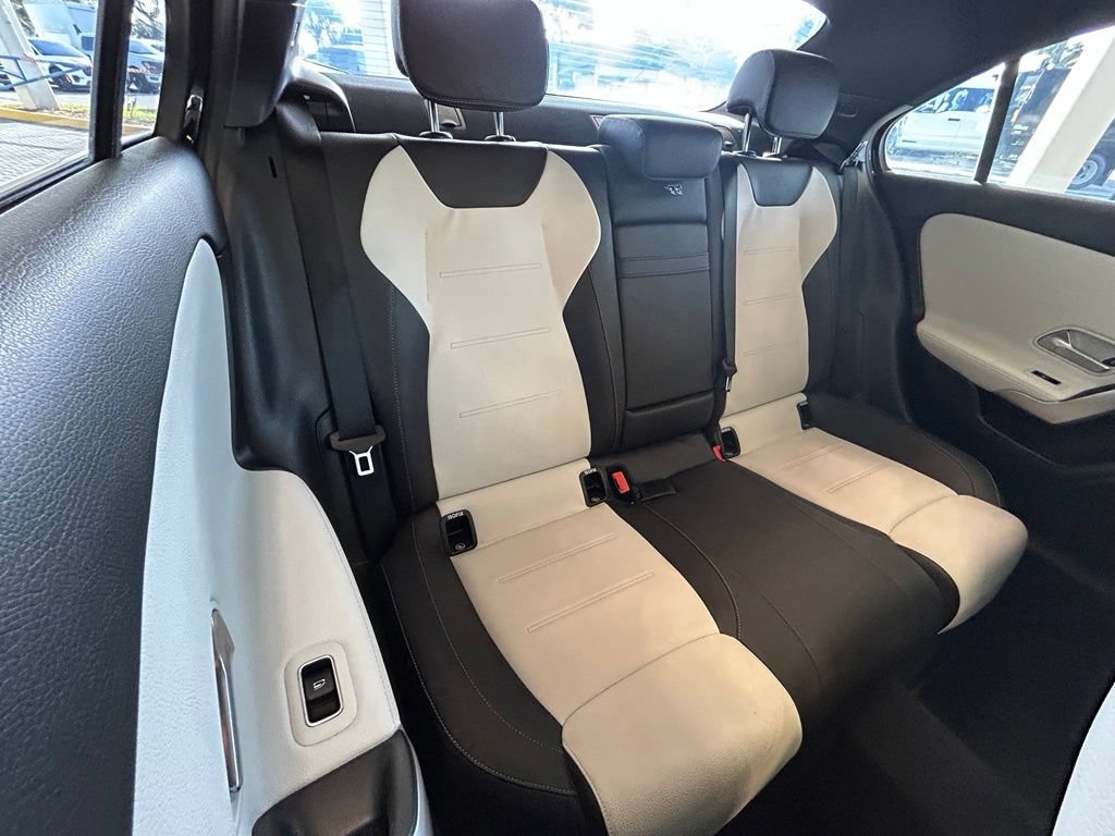 Used 2020 Mercedes-Benz A 220 image 28