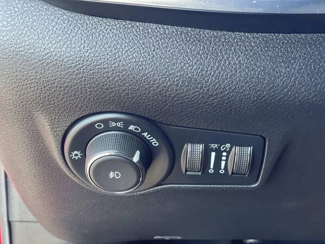 Used 2022 Jeep Compass Limited image 20