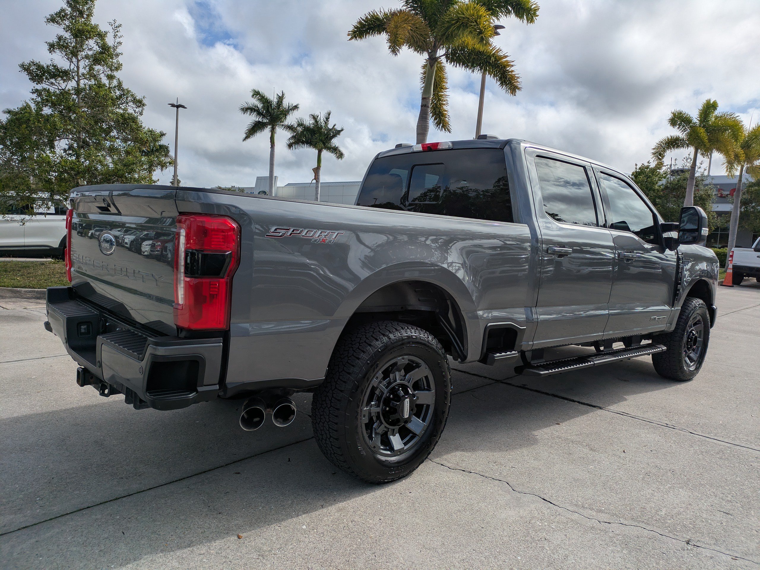 Certified 2023 Ford F250 Lariat w/ Sport Appearance Package AWD/4WD image 4