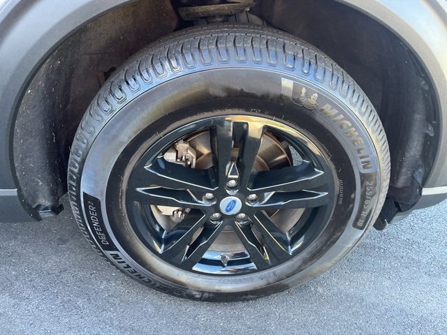 Certified 2022 Ford Explorer XLT w/ Equipment Group 202A image 14