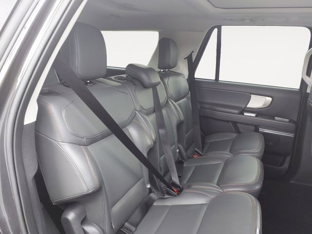 Certified 2025 Ford Expedition Active AWD/4WD image 13