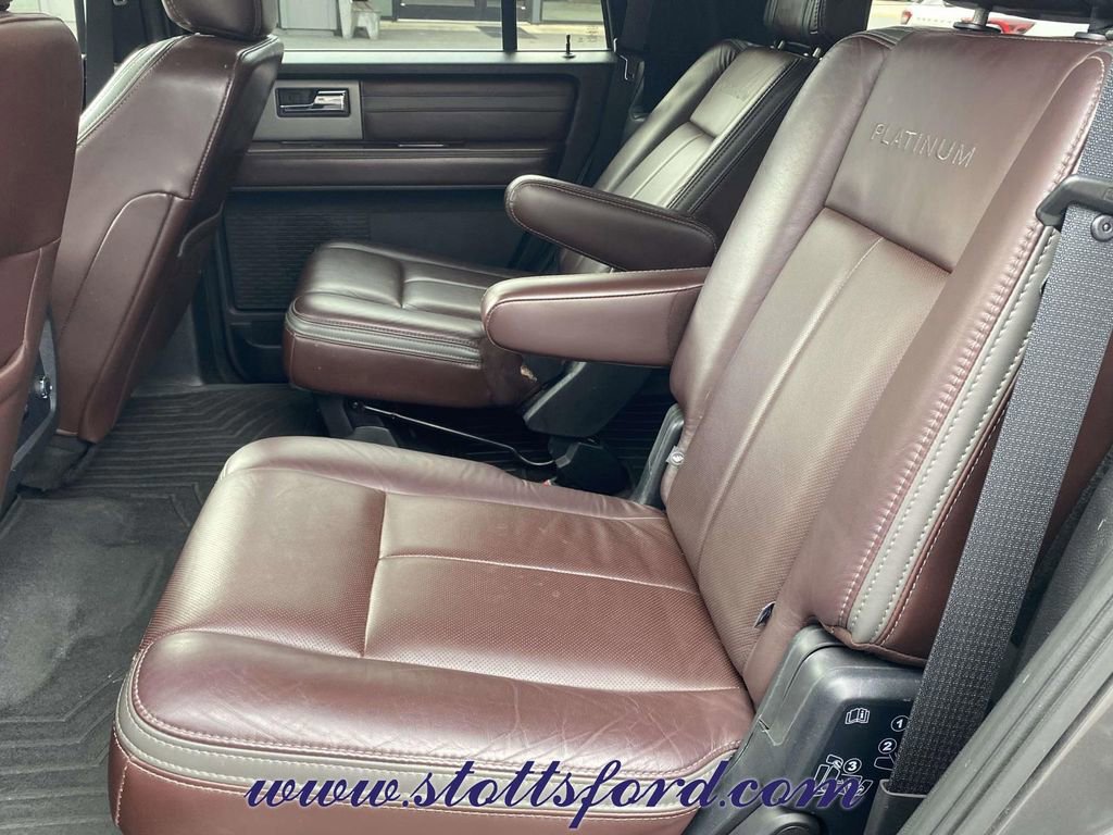 Certified 2017 Ford Expedition Platinum image 11