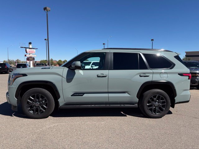 Used 2024 Toyota Sequoia Platinum AWD/4WD image 11