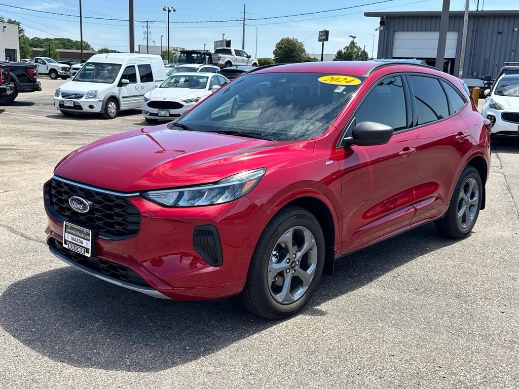 Certified 2024 Ford Escape ST-Line w/ Tech Pack #1 AWD/4WD image 2