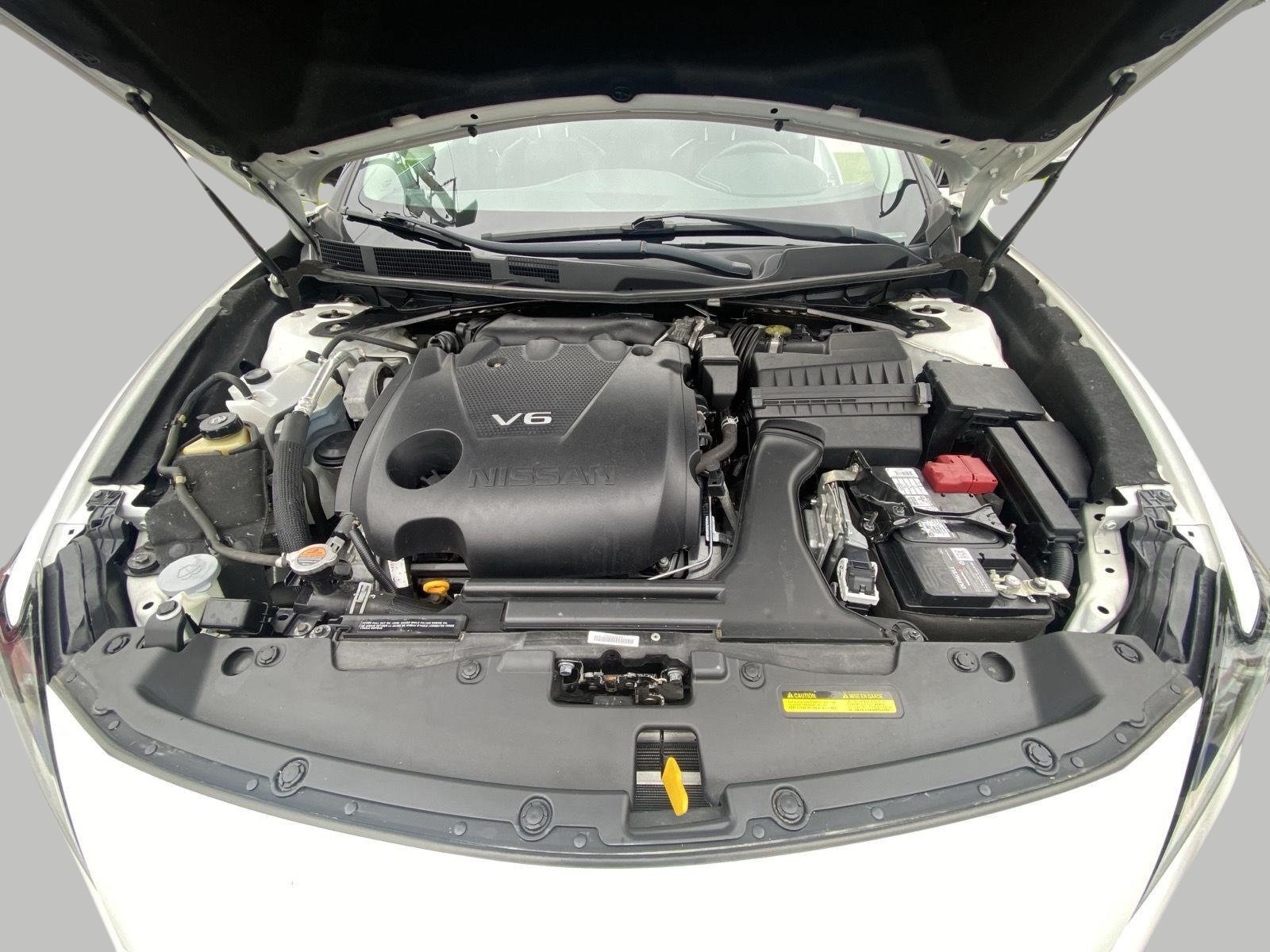 Used 2019 Nissan Maxima 3.5 SV w/ Floor Mat Group FWD image 12