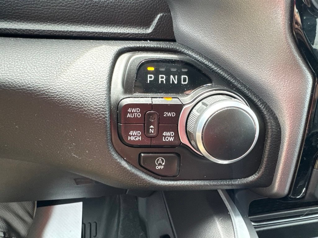 Used 2023 RAM 1500 Big Horn AWD/4WD image 24