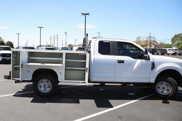 Certified 2022 Ford F250 XL w/ Power Equipment Group AWD/4WD image 8