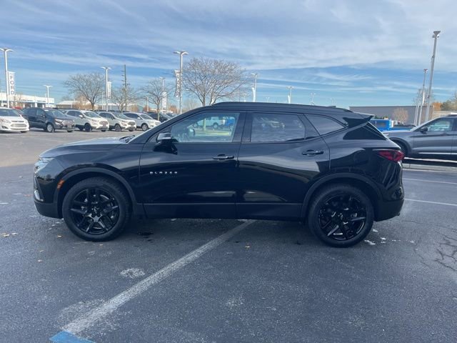 Used 2022 Chevrolet Blazer LT w/ Sound & Technology Package image 2