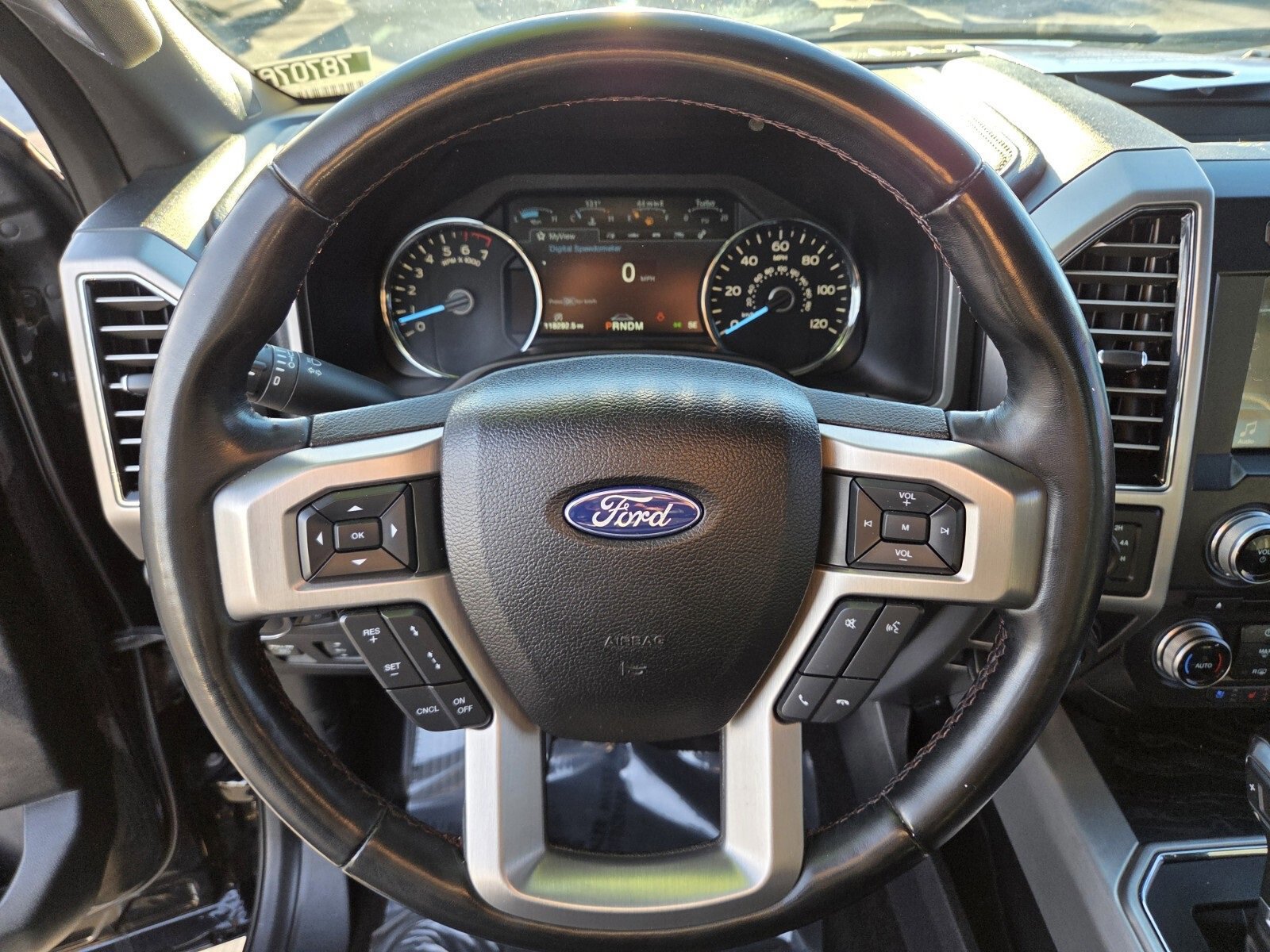 Certified 2018 Ford F150 Platinum w/ Equipment Group 701A Luxury image 19