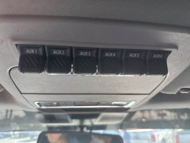 Certified 2025 Ford F250 Lariat w/ Black Appearance Package image 26