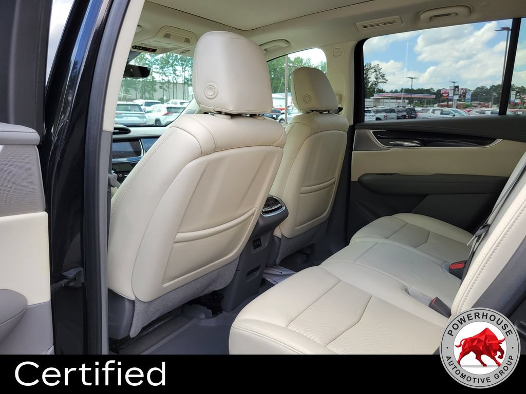 Used 2020 Cadillac XT6 Premium Luxury AWD/4WD image 16
