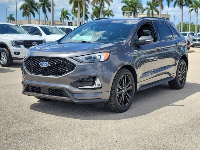 Certified 2020 Ford Edge ST-Line image 3