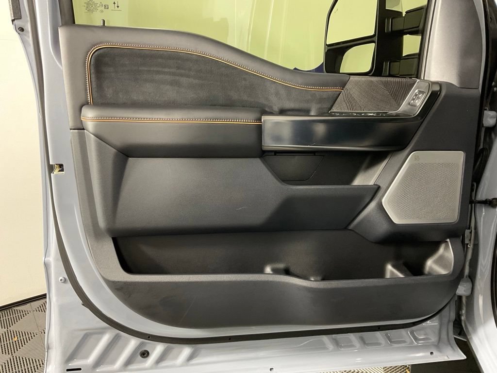 Certified 2024 Ford F350 Platinum AWD/4WD image 13