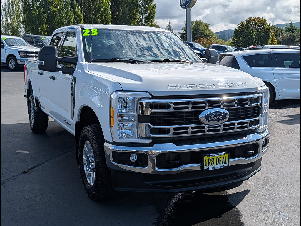 Certified 2023 Ford F250 XLT w/ FX4 Off-Road Package AWD/4WD image 3